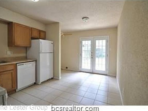 4th image of 1114 Georgia St