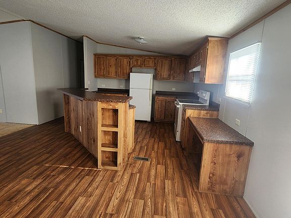 2nd image of 608 Billy Bryan Ave
