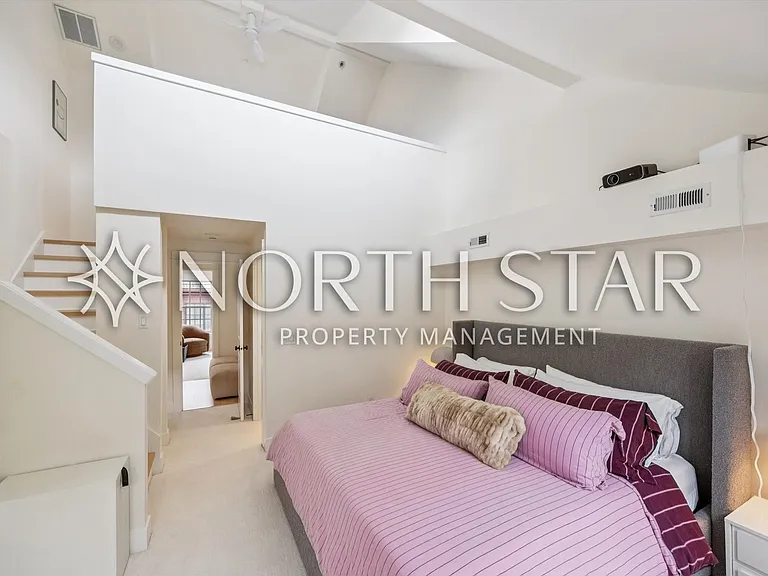 524 2nd St — Photo 21