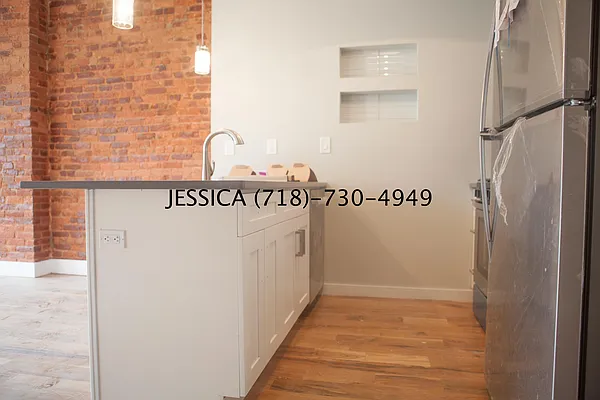 Rented by Sam Management Group, LLC | media 33