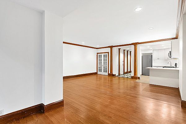 1st image of 46 W 69th St APT 1