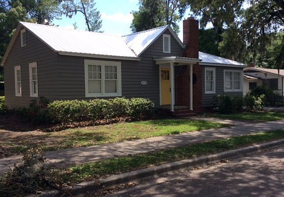 2nd image of 422 SE Monroe St