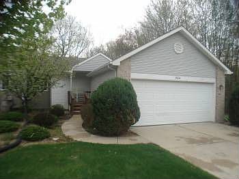 1st image of 304 Blossom Dr