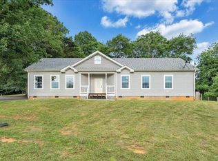 1586 Quarles Rd, Thaxton, VA 24174
