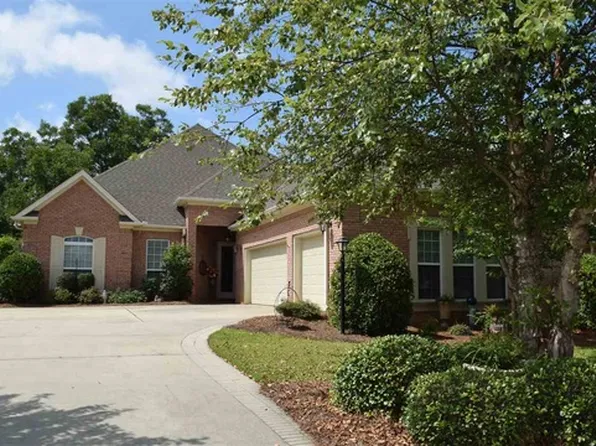 102 Macintosh Ln, Centerville, GA 31028
