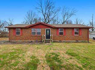 235 Southburn Dr, Hendersonville, TN 37075