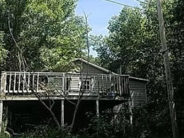 1009 W Main St, Huntsville, AR 72740