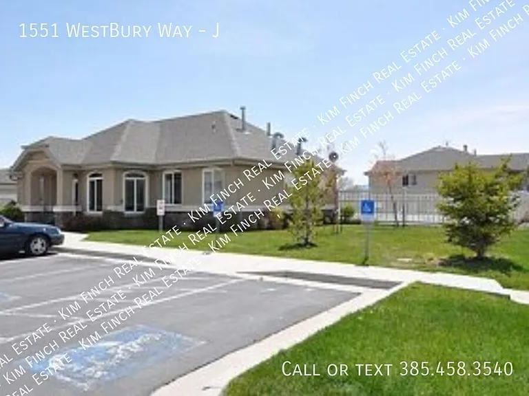 1551 Westbury Way #J — Photo 15