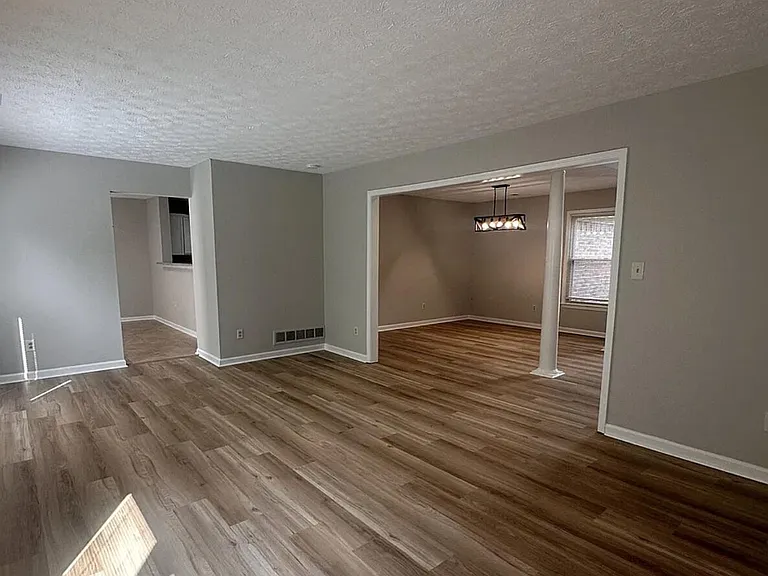 672 Millpond Rd — Photo 5