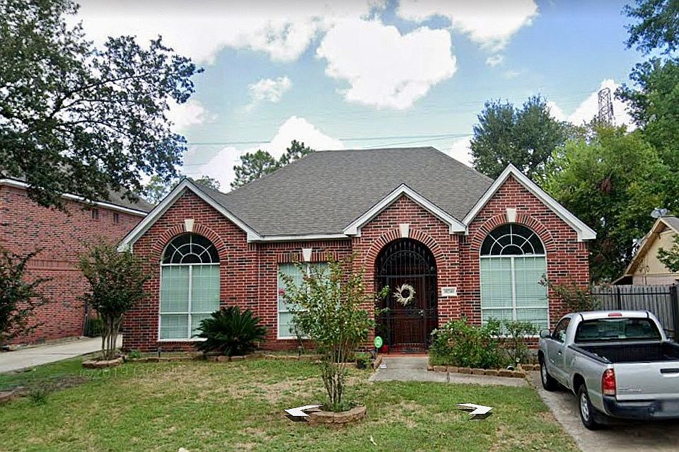 1st image of 10240 Emnora Ln