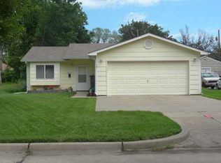 2418 S Laura Ave, Wichita, KS 67216