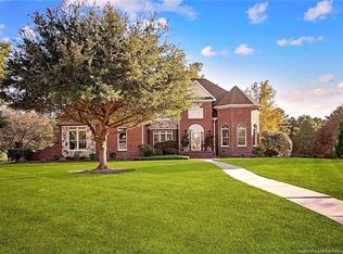 6475 Summerchase Dr, Fayetteville, NC 28311