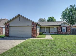 11915 S 269th East Ave, Coweta, OK 74429