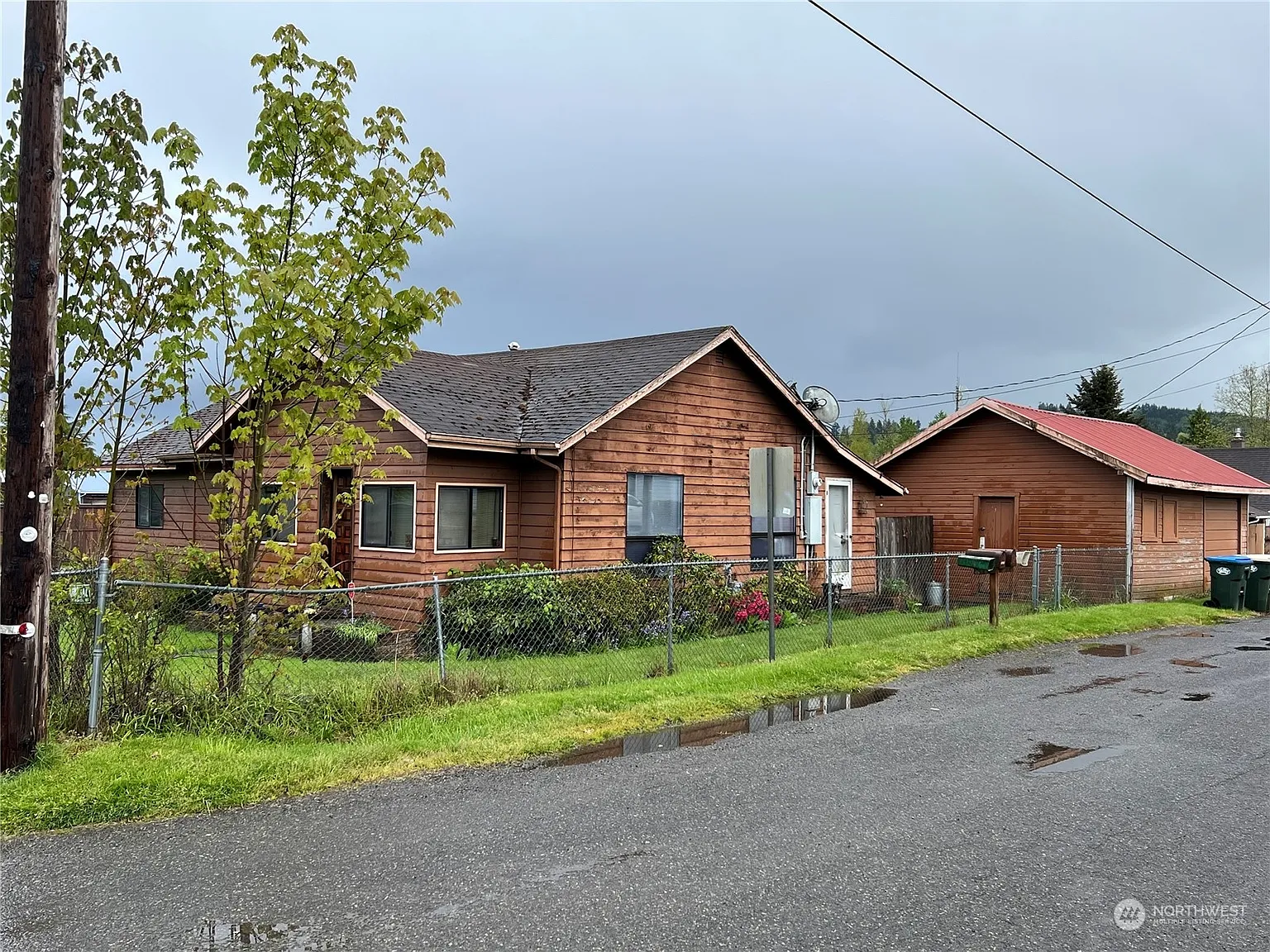 402 State Street photo 1