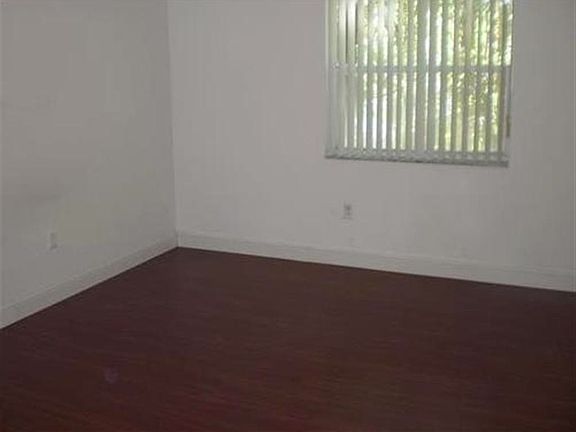 3rd image of 9327 W Sunrise Blvd