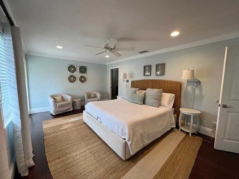 1435 Corona Ln — Photo 19