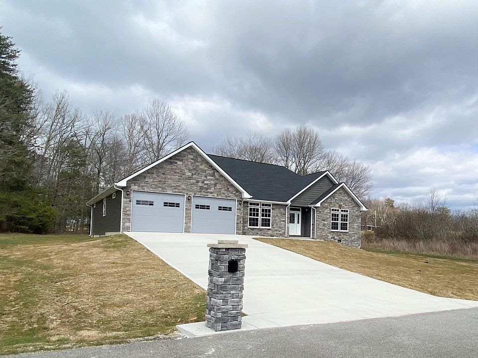 1st image of 76 Marie Ln