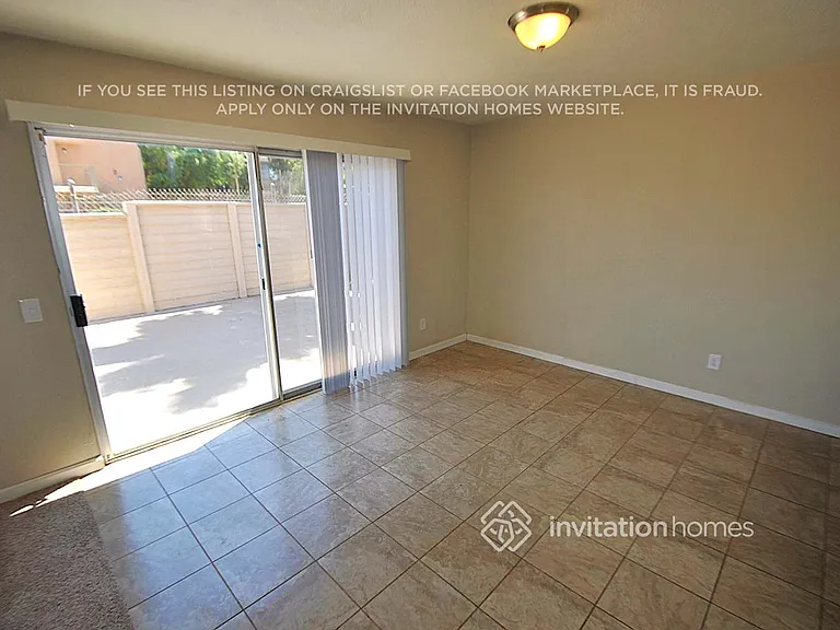 127 Peppertree Dr — Photo 7