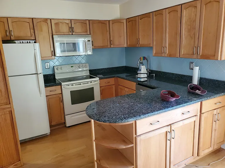 2134 Cartwright Pl — Photo 3