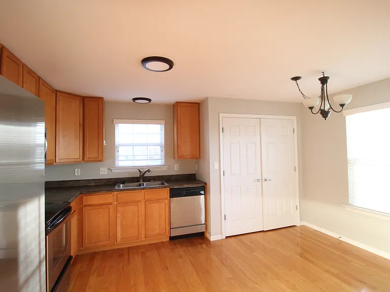 5123 Welsh Dr — Photo 6
