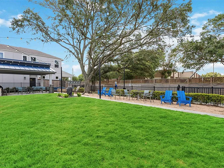 1512 Parkland Oak Dr — Photo 32