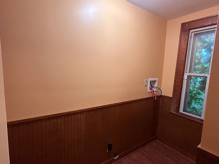 811 Main St #1 — Photo 10