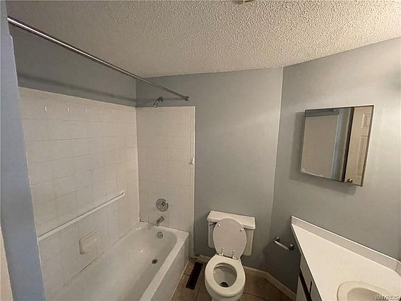 3rd image of 11 Beacon Park APT A