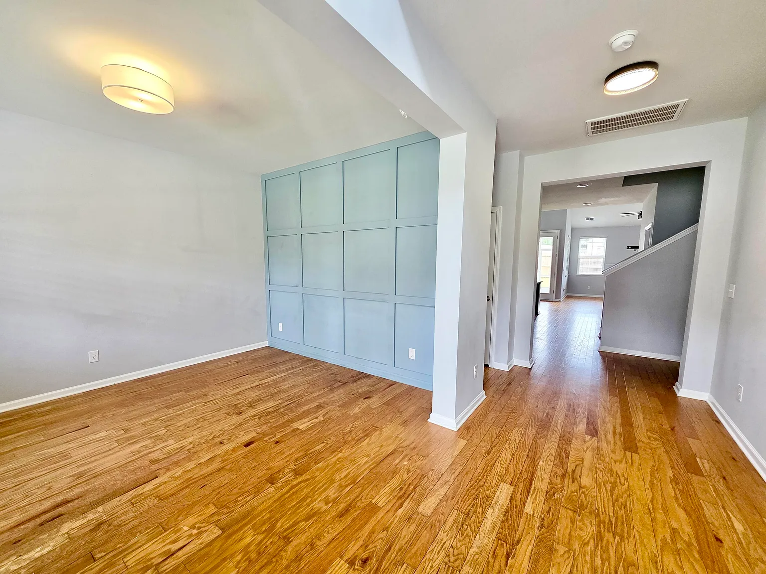 4 bed, 3.5 bath, 2798 sqft, $2,600 — Photo 3