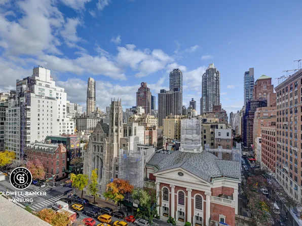 580 Park Avenue image 2 of 19