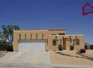 2124 Wagonmound Trl, Las Cruces, NM 88012