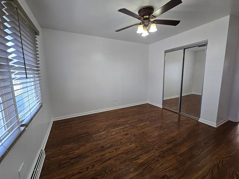 739 E Maple St — Photo 11