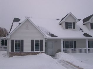 823 Burlington Dr NW, East Grand Forks, MN 56721