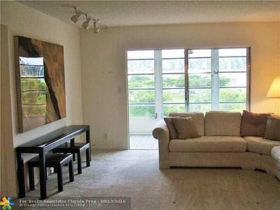 2nd image of 1803 Eleuthera Pt APT G4