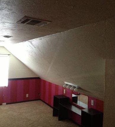 Bonus area upstairs