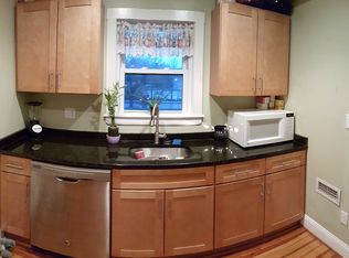 115 Lexington St #B, Waltham, MA 02452