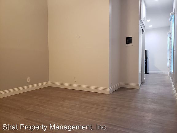 5th image of 3669 1st Ave #B