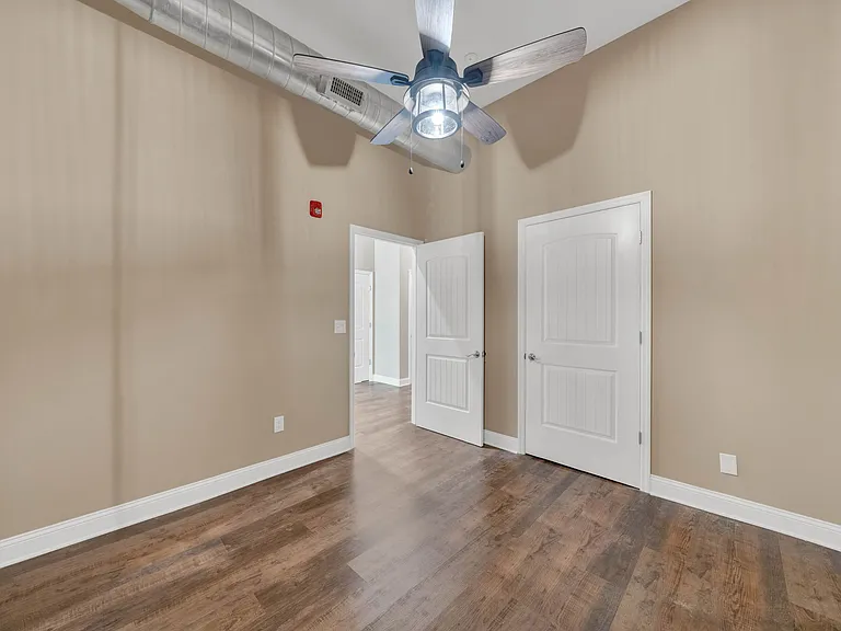 214 Broad St #G — Photo 10