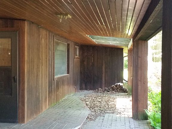2nd image of 9084 Arrowhead Ct