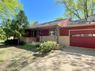 405 Veda Dr, Redwood Falls, MN, 56283