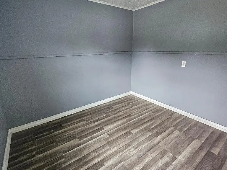 2905 Glenwood Ave #2905 GLENWOOD AVE — Photo 9