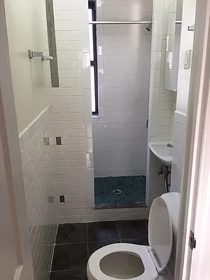 Rented by Weinstein Realty Group | media 15