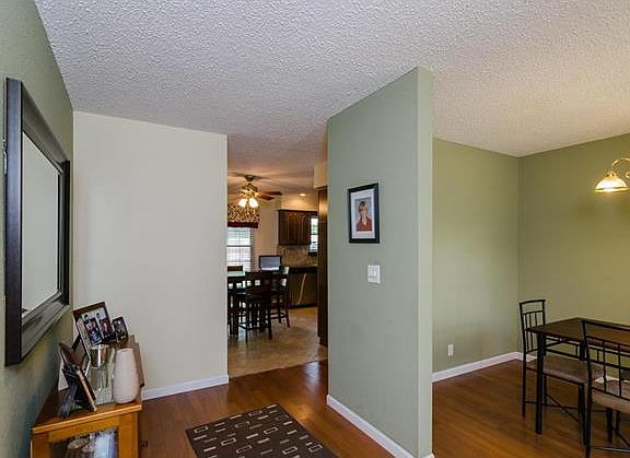 4th image of 3001 Benton St