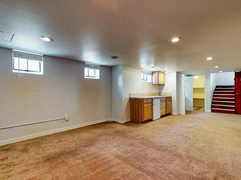 3317 N Saint Paul St — Photo 24