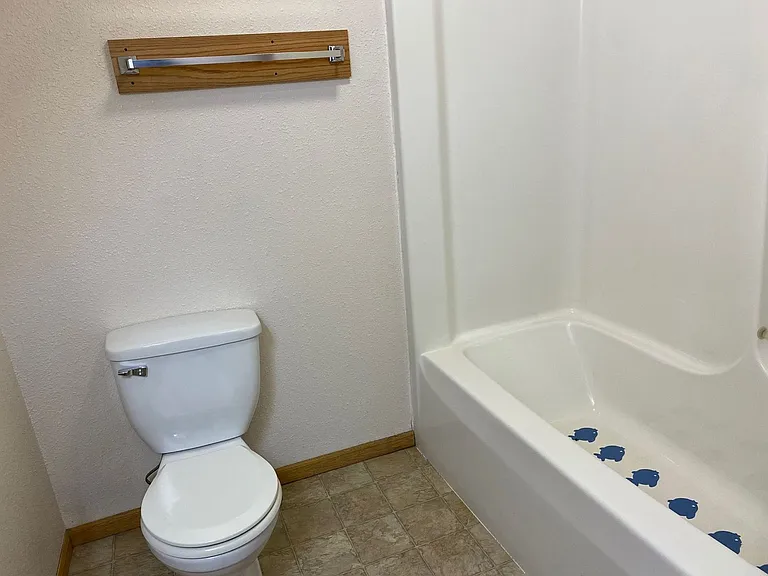1431 N Stevens St — Photo 30