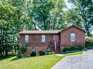 1055 Blaze Ct, Harrisonburg, VA 22801