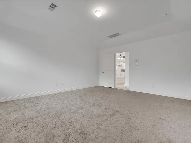 438 Camille Xing — Photo 22