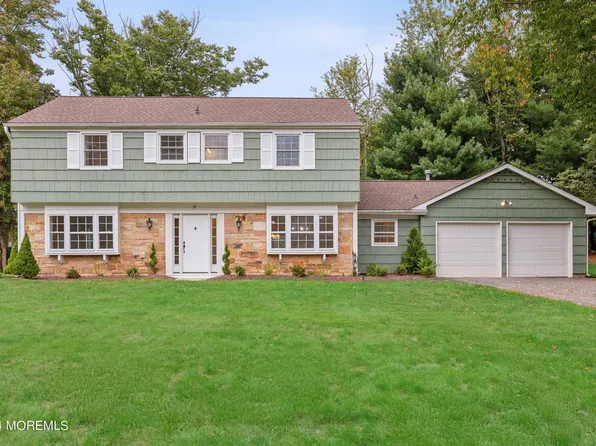 39 Ogden Lane, Manalapan, NJ 07726