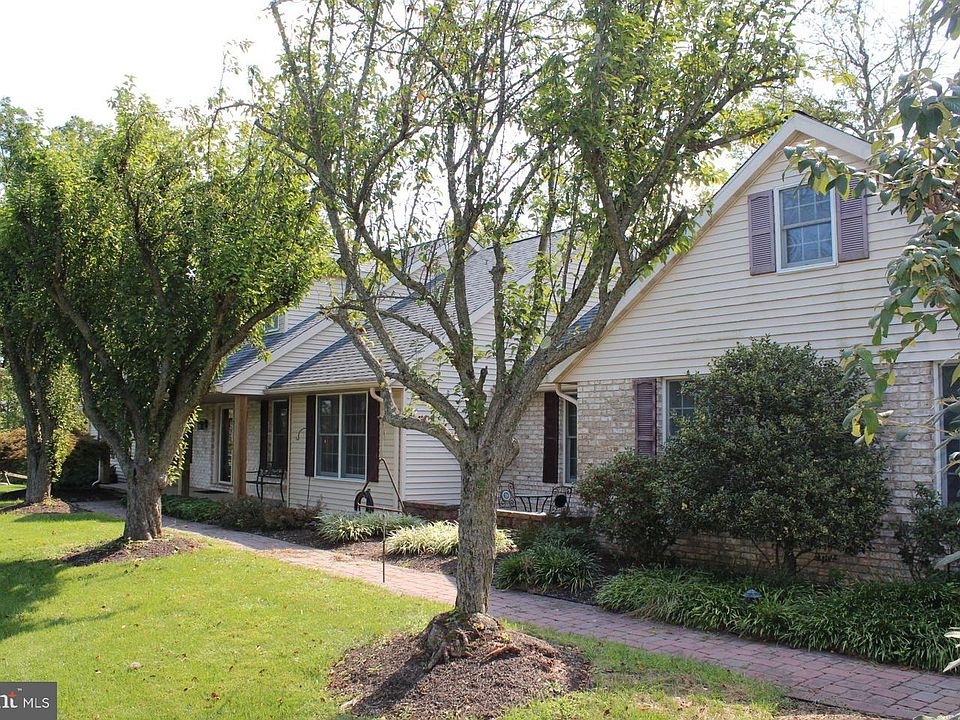 1st image of 250 Indian Ln