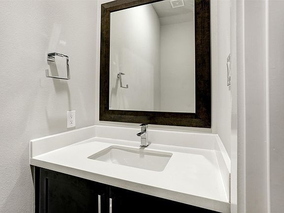 4th image of 1309 Laird St #A