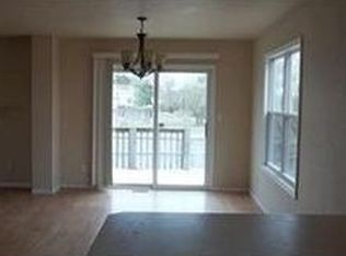 513 Heather Knoll Cir, Edgerton, KS 66021